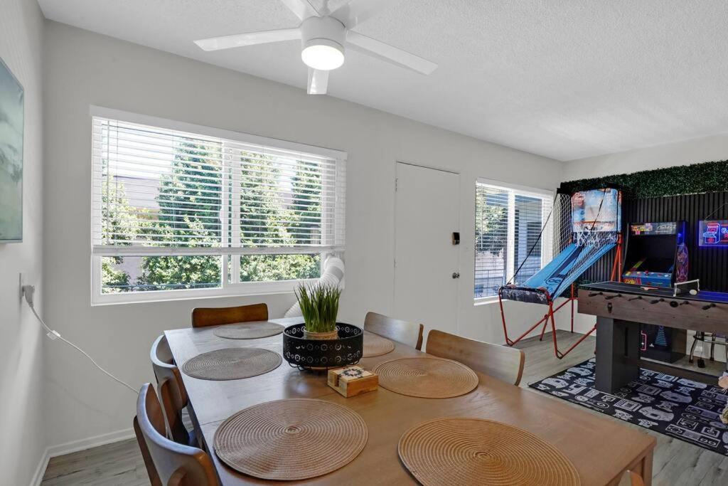 6Th Haven, Arcade, King Bed, Games, 1 Mile To Beaches Long Beach Luaran gambar